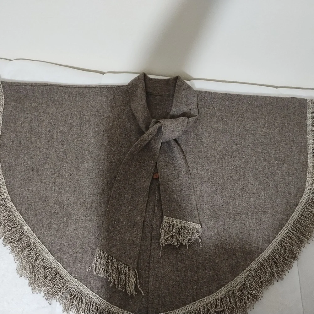 Wool Fringe Shawl  One Size - Picture 12 of 12